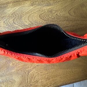 BAGGU Mini Nylon Shoulder Bag